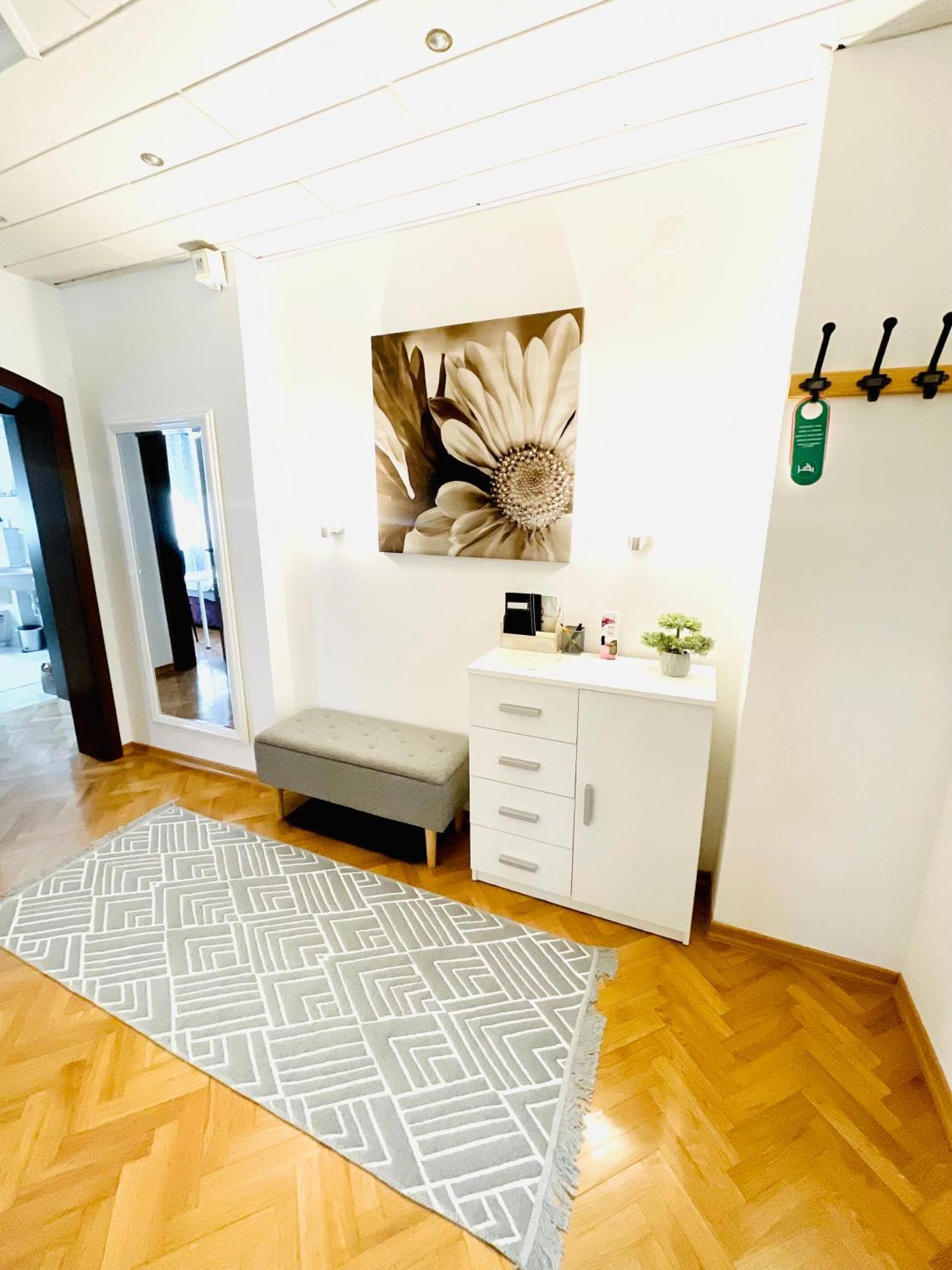 Apartman Bago Deluxe Near Zagreb Airport Velika Gorica Eksteriør billede