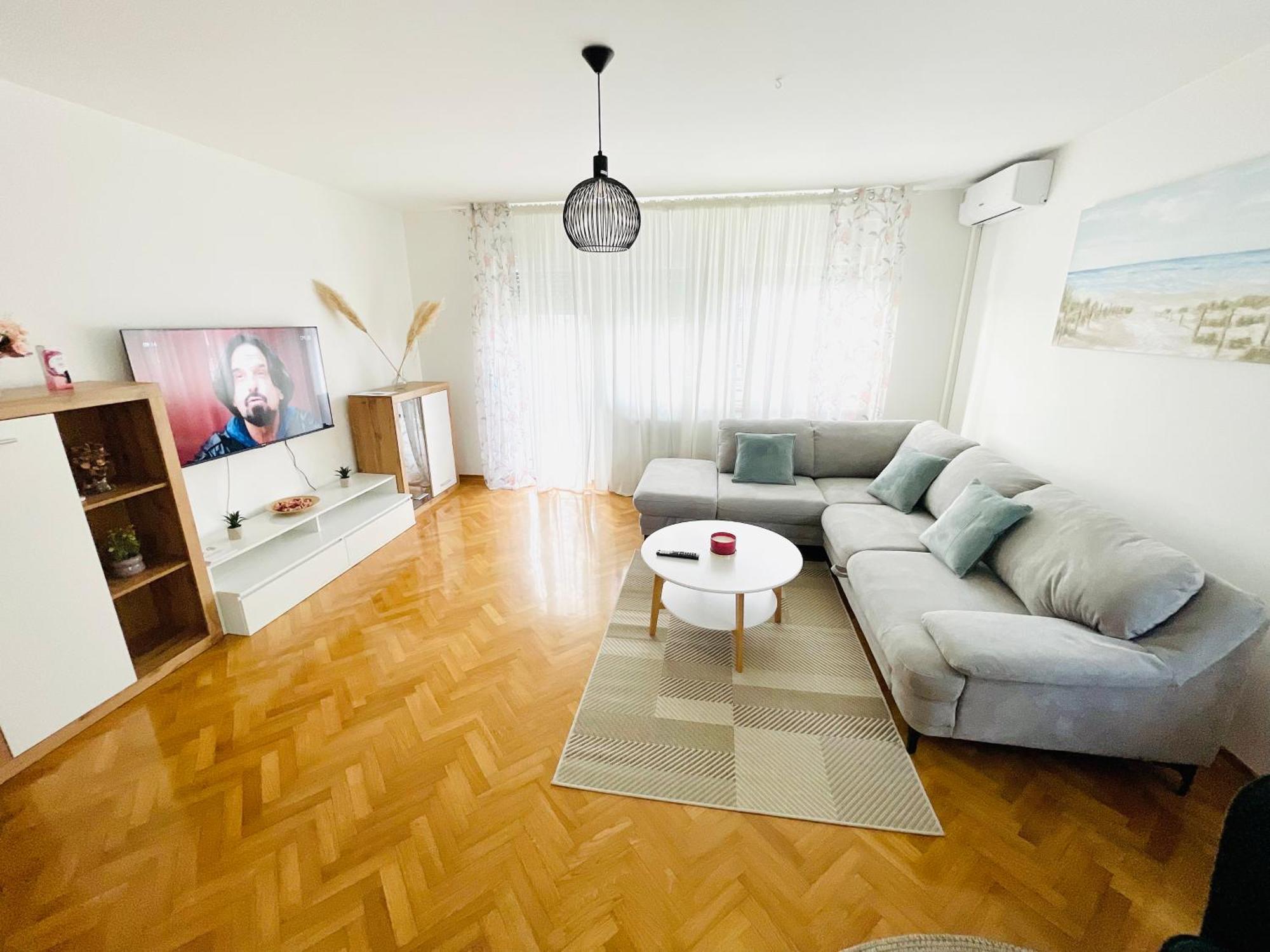 Apartman Bago Deluxe Near Zagreb Airport Velika Gorica Eksteriør billede